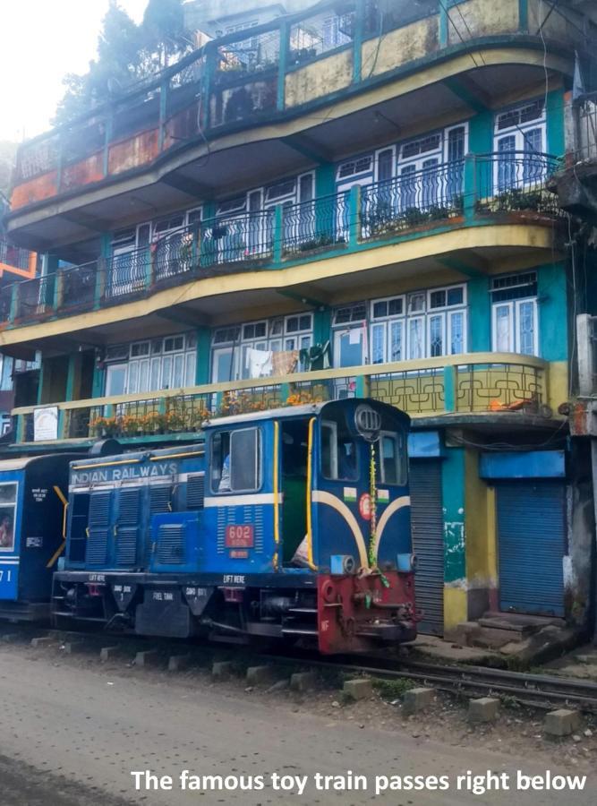 West Point Backpackers Hostel Darjeeling  Dış mekan fotoğraf