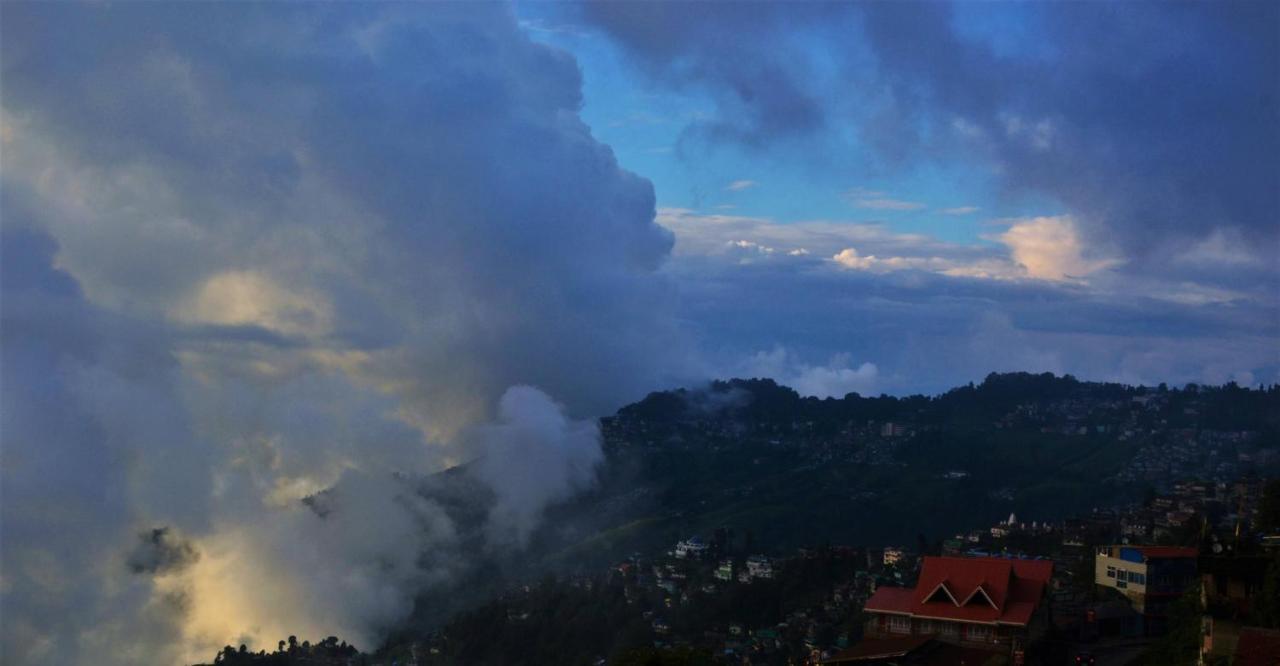 West Point Backpackers Hostel Darjeeling  Dış mekan fotoğraf